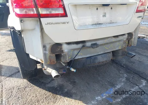 2013 Dodge Journey Crew z USA, uszkodzony, nr VIN 3C4PDCDG4DT666430